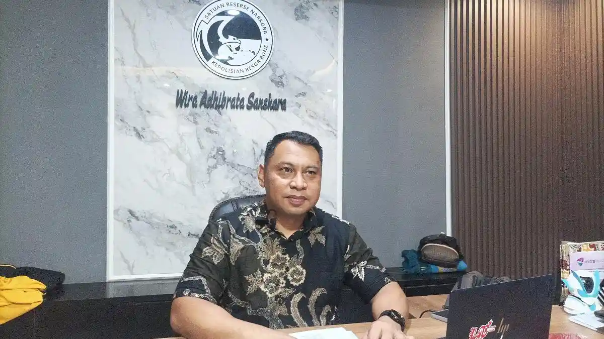 Polisi Tangkap 9 Pengedar Sabu di Kajuara Bone, Jualan Narkoba Sistem ...