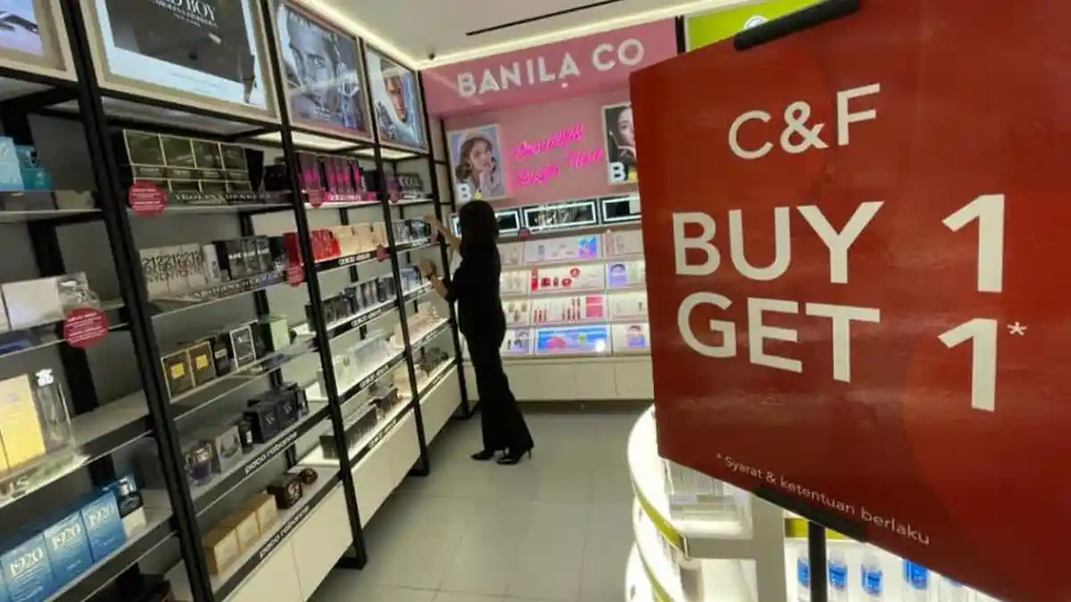 Beli 1 Gratis 1 Parfum hingga Kosmetik di C&F Mal Ratu Indah