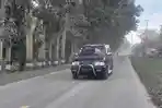 debu-vulkanik-di-Jalan-Trans-Flores.jpg