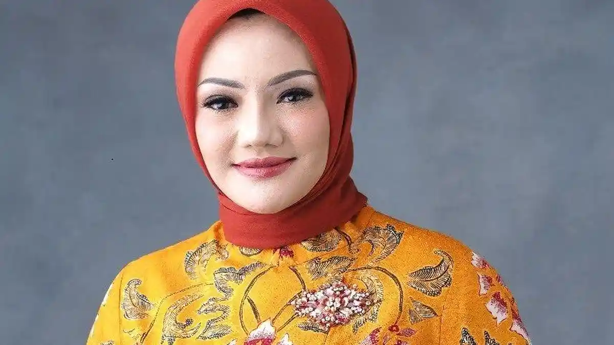 Profil Adde Rosi, Anggota DPR RI Dapil Banten I yang Miliki Harta Rp19 ...
