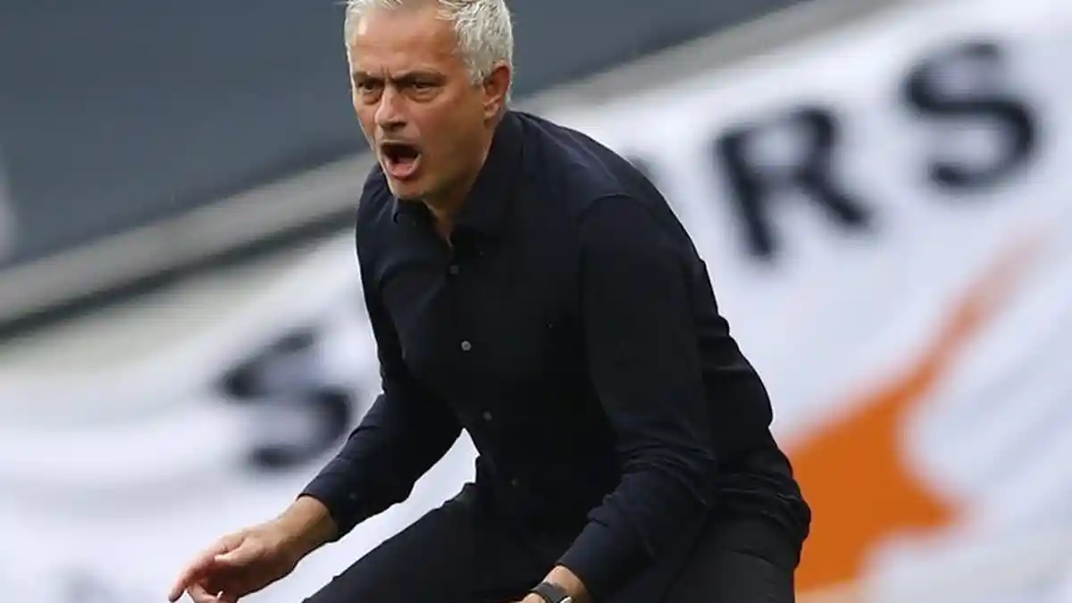 Real Betis Vs AS Roma, Jose Mourinho Berpeluang Bikin Rekor Langka dan Lampaui Sir Alex Ferguson