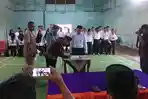 Ini Imbauan Camat dan Kapolsek Tekarang Kepada 29 Anggota Pengawas TPS Yang Dilantik