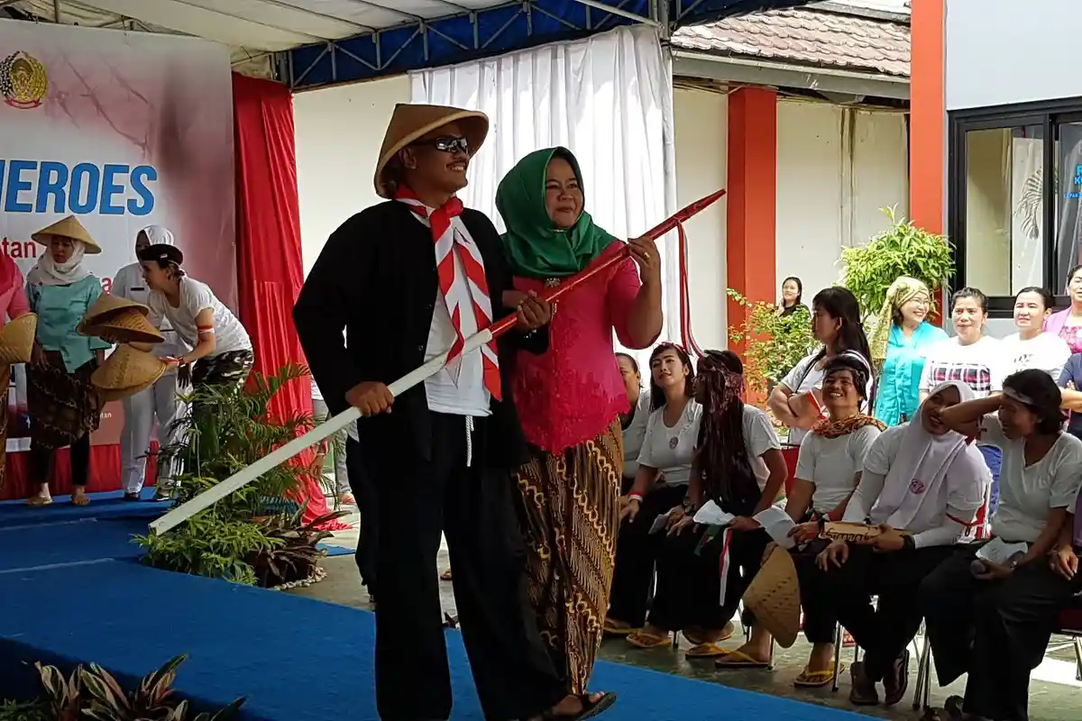 Hari Pahlawan, Ratusan Napi Tangerang Berbusana Ala Pahlawan