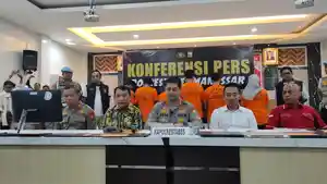 Polrestabes-Makassar-merilis-pengungkapan-sindikat-joki-34554.jpg