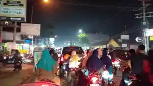macet-total-di-marelan-simpang-pasar-2.jpg