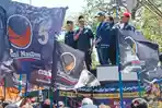 kader-NasDem-dari-Surabaya-Sidoarjo-Gresik-dan-Pasuruan-aksi-di-DPW-NasDem-Jatim.jpg