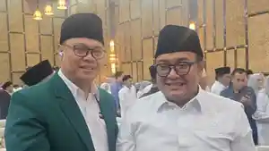 Ketua-DPW-LDII-Jabar-Dicky-Harun-kiri-dan-Ketum-MUI-Jabar-KH-Aang-Abdullah-Zein.jpg