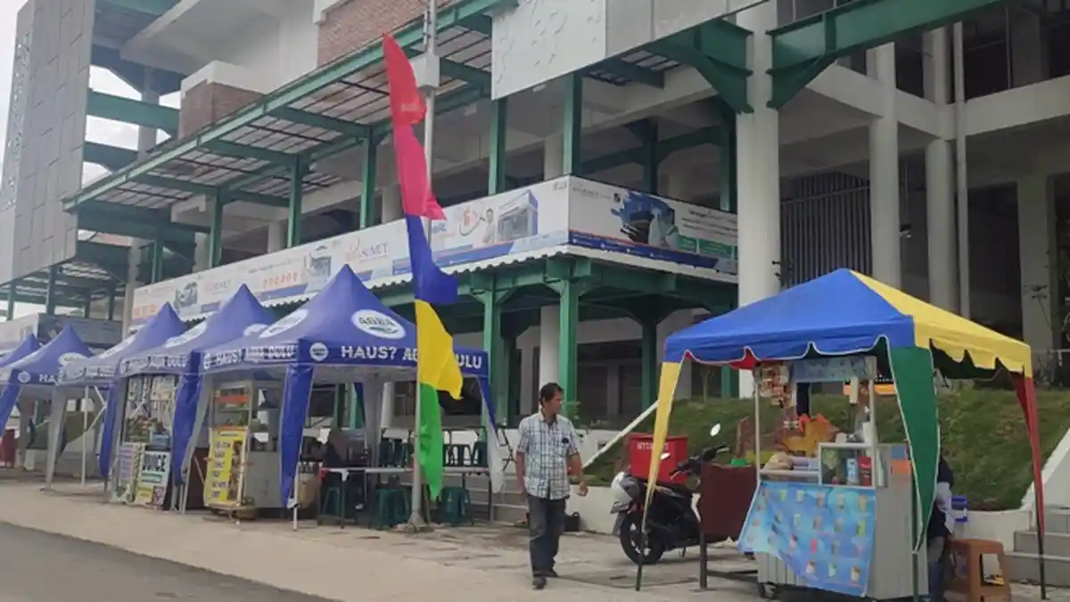 Hari Pertama Buka, 859 Kios di Pasar Aksara Belum Ada yang Beroperasi