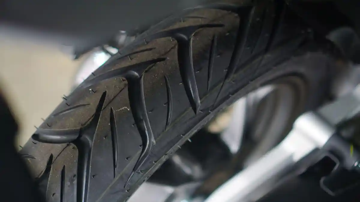 Tips Memilih Ban yang Cocok untuk Sepeda Motor