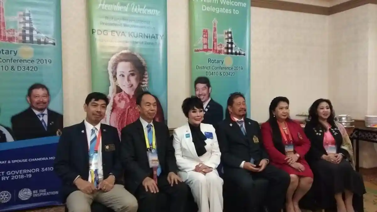 Bertukar Ilmu dan Menyiapkan Proyek Kemanusiaan di Perayaan District Conference Rotary Indonesia