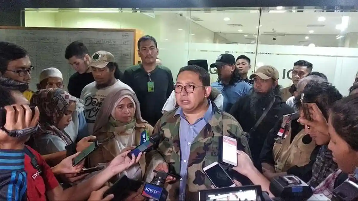Fadli Zon dan Neno Warisman Jenguk Korban Aksi 22 Mei di RSUD Tarakan