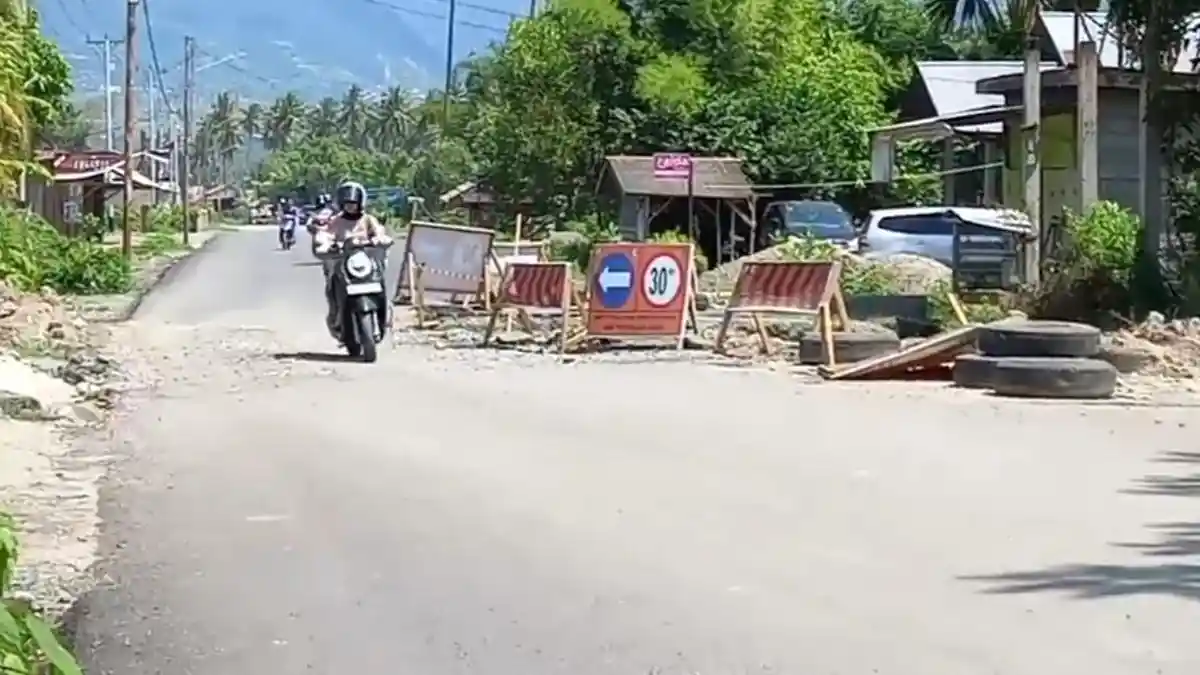 Ruas Jl Lando Kalukubula Sigi Kian Mulus, 2 Jembatan Masih Proses Pengerjaan