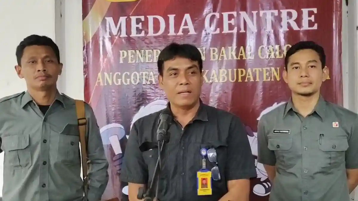 Dirikan Posko Pengawasan Pendaftaran Bakal Caleg Pemilu 2024, Ini Temuan Bawaslu Blora