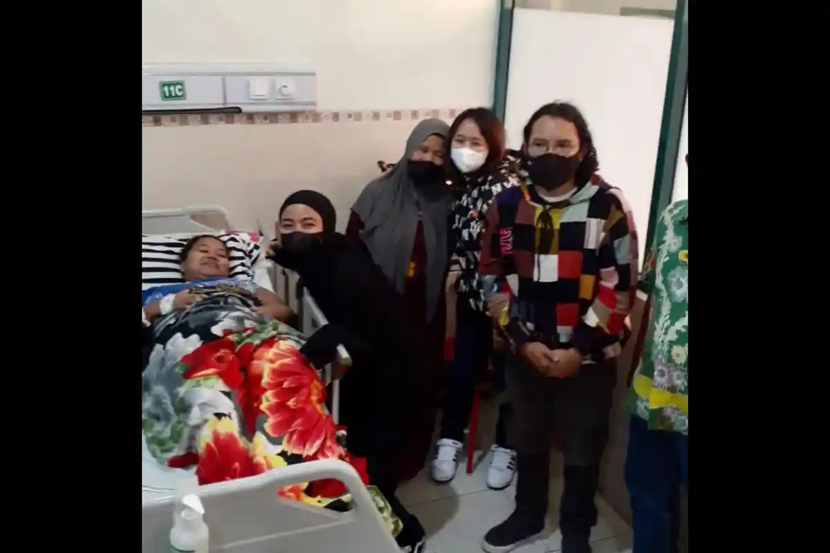 Kotak Minta Maaf,  Langsung Disampaikan Saat Mengunjungi Pasien RSUD Bangil