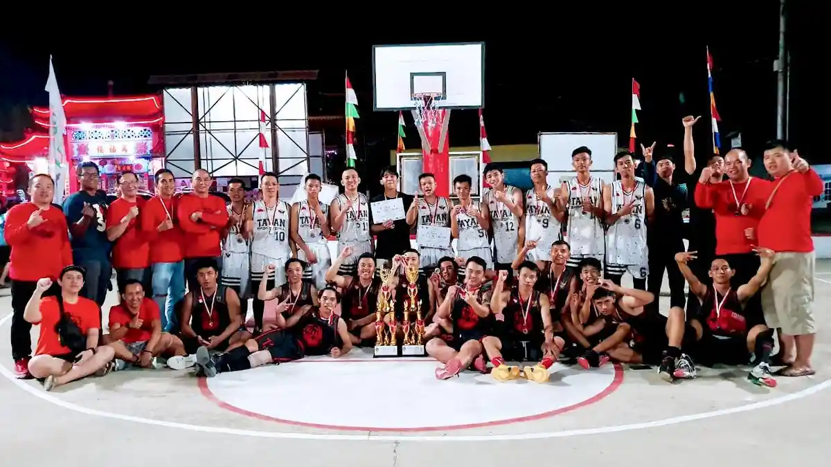Tim Basket Kawan A Raih Juara Pertama di Kejuaraan Bola Basket Bupati Cup Merah Putih