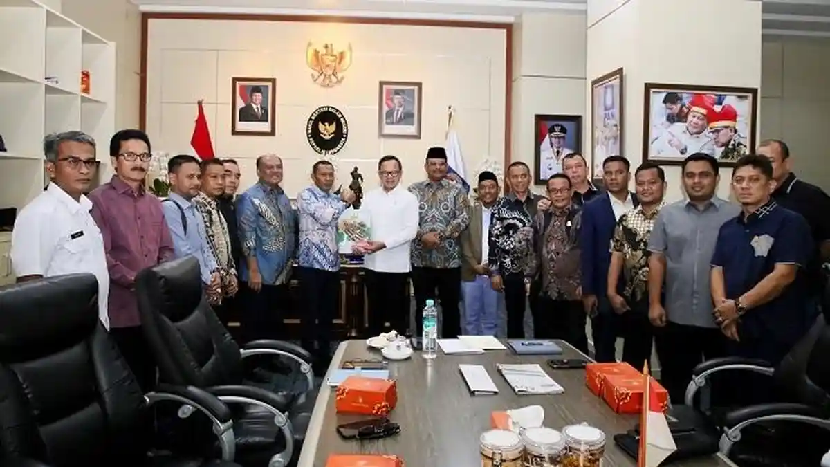 Bertemu Wamendagri, DPRA Tegaskan Pelantikan Gubernur Aceh Tetap 7 Februari 2025