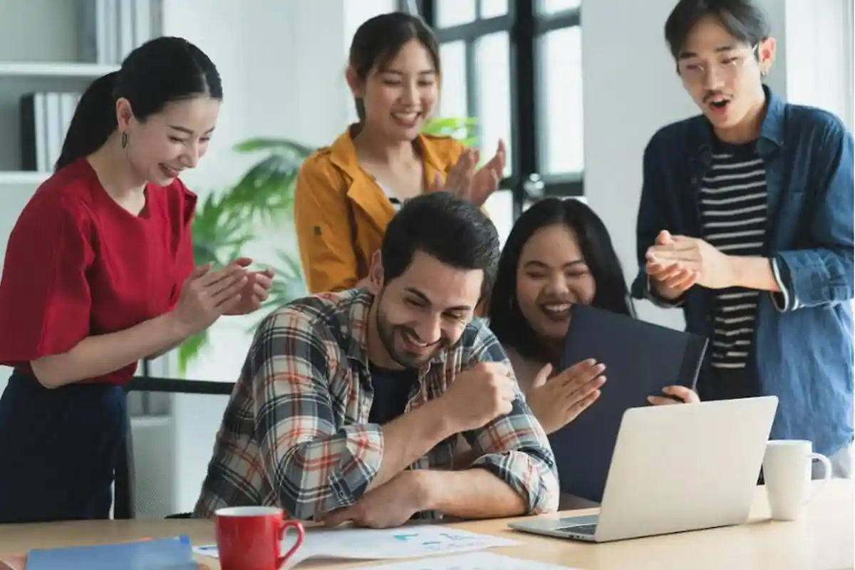 Ramalan Zodiak Besok, Senin 1 Mei 2023: Taurus Akan Kewalahan dalam Bekerja