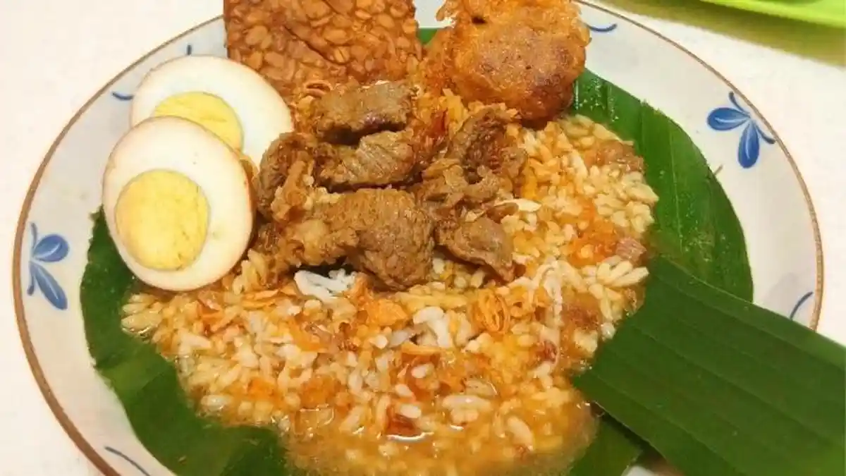 Kuliner Pati Nasi Gandul Gurih Bikin Rindu