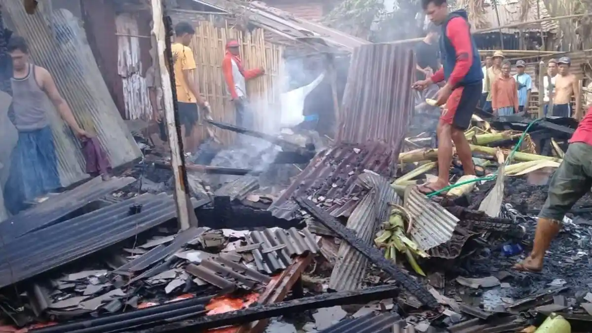 Ditinggal Cuci Baju di Sungai, Rumah Janda Tua di Situbondo Ludes Terbakar