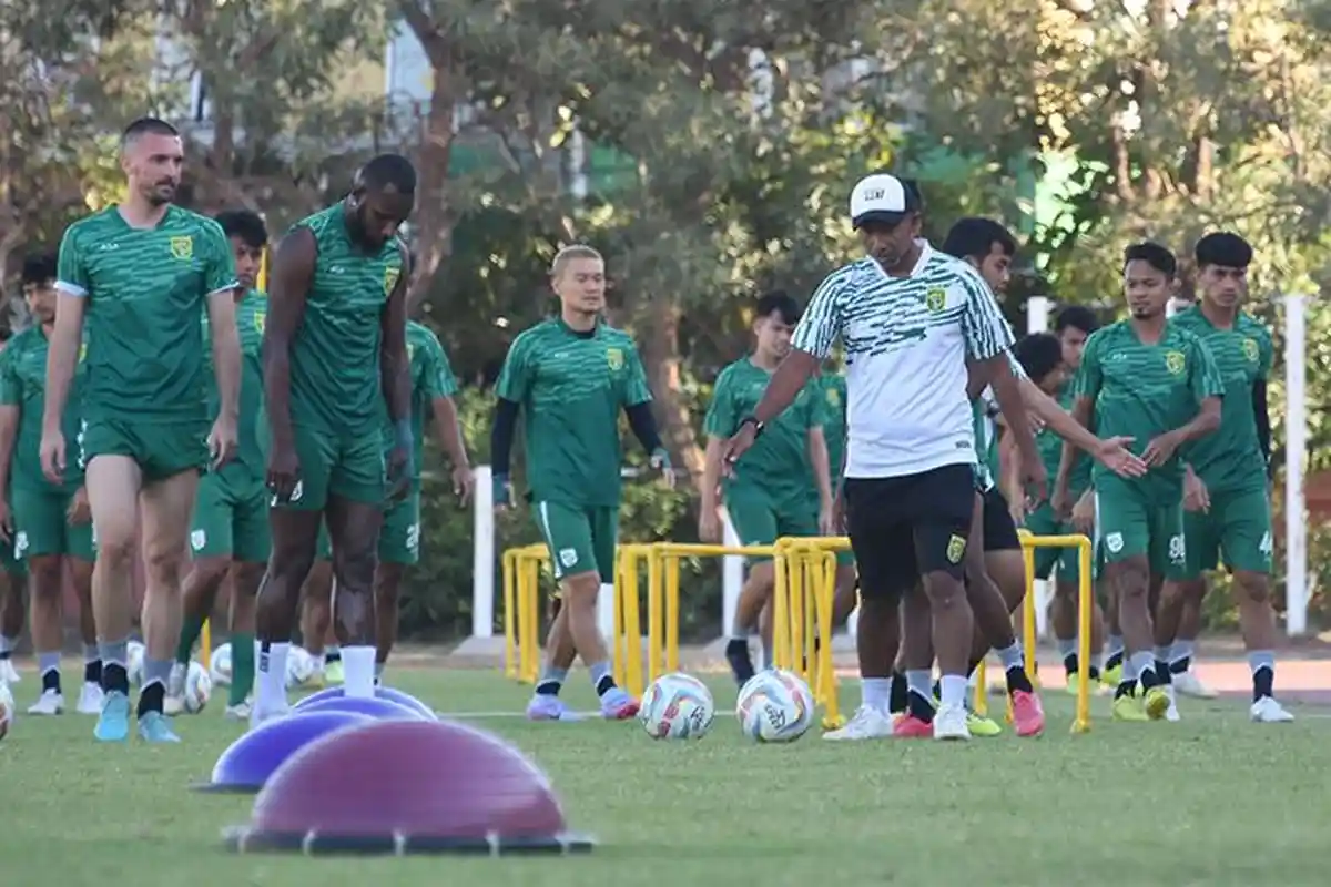 Update Pelatih Persebaya Diungkap Yahya Alkatiri