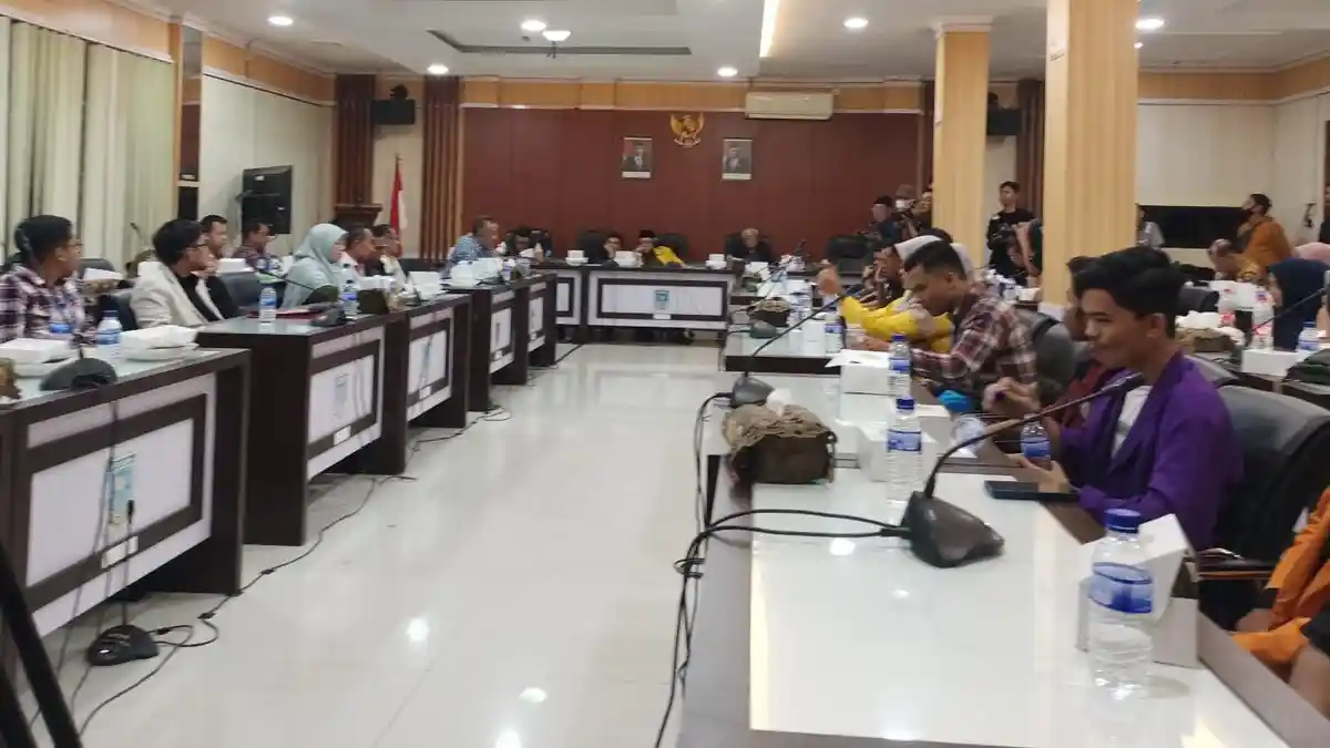 Ini Hasil RDP di DPRD Kota Jambi Terkait Permasalahan Ganti Rugi Untuk Nenek Hafsah