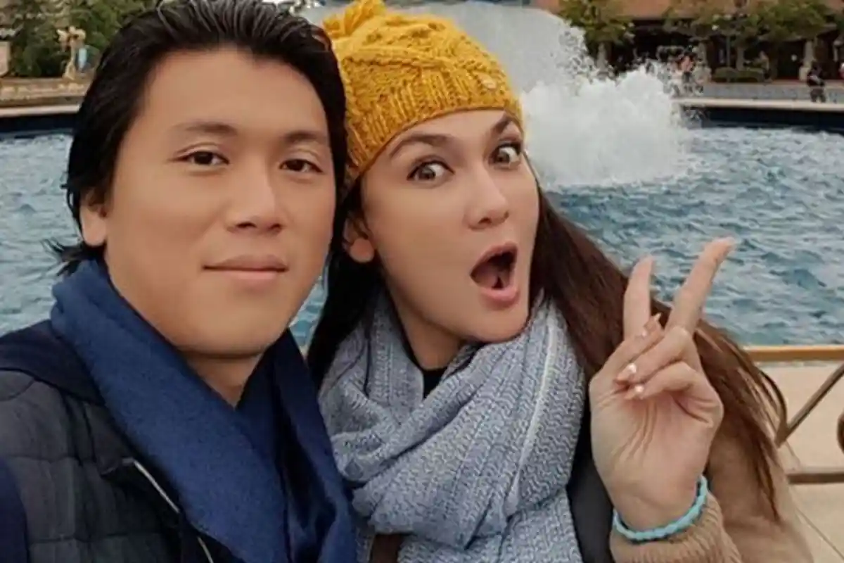 Untuk Pertama Kalinya Luna Maya Akan Berpisah Dengan Reino Barack Karena Hal Ini