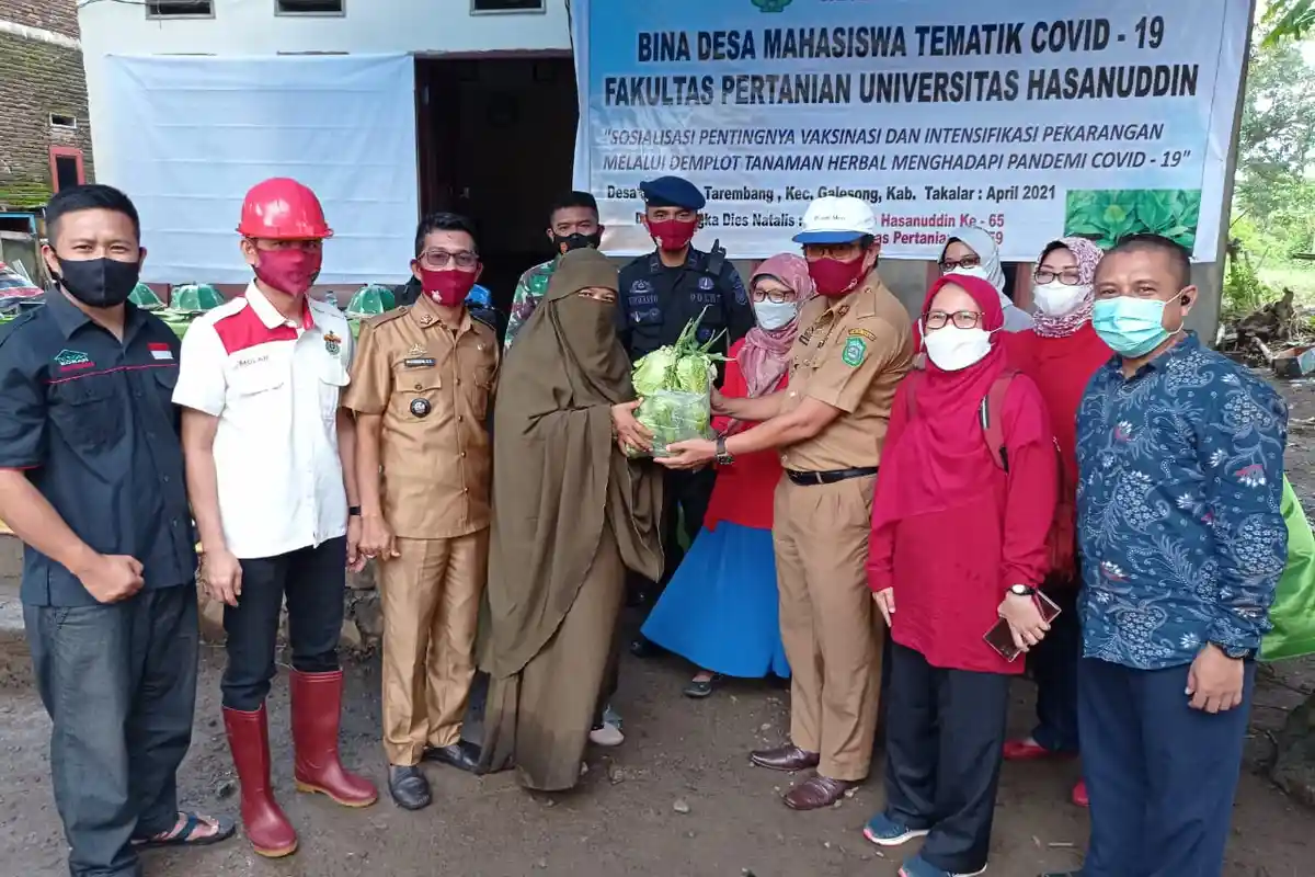 Mahasiswa Pertanian Unhas Gelar Bina Desa Tematik Covid-19