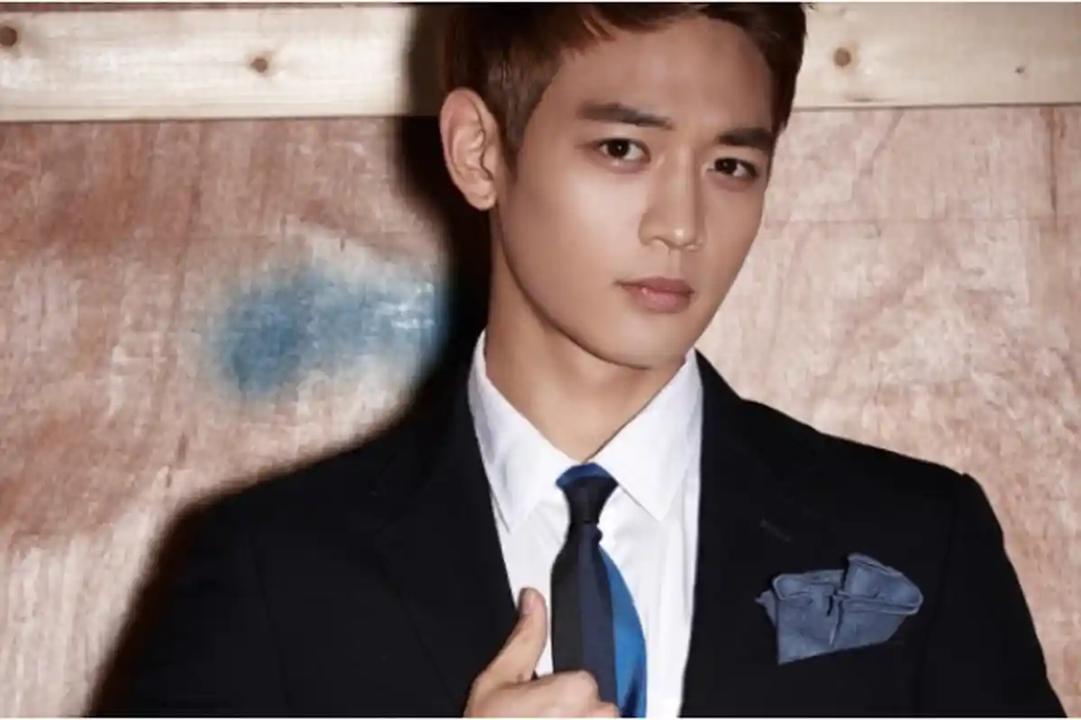 SM Entertainment Rilis Teaser Video Single Solo Minho Shinee saat Fans Ditinggal Wamil