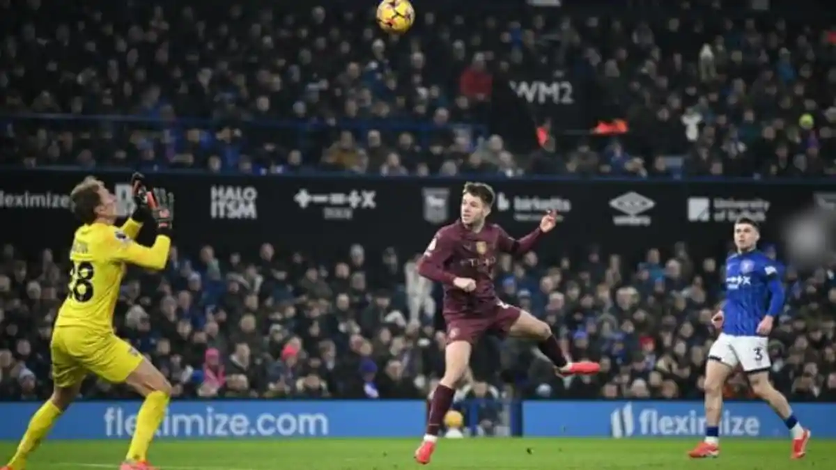 Update Transfer AC Milan: James McAtee, Jebolan Manchester City Calon Bintang Masa Depan Inggris