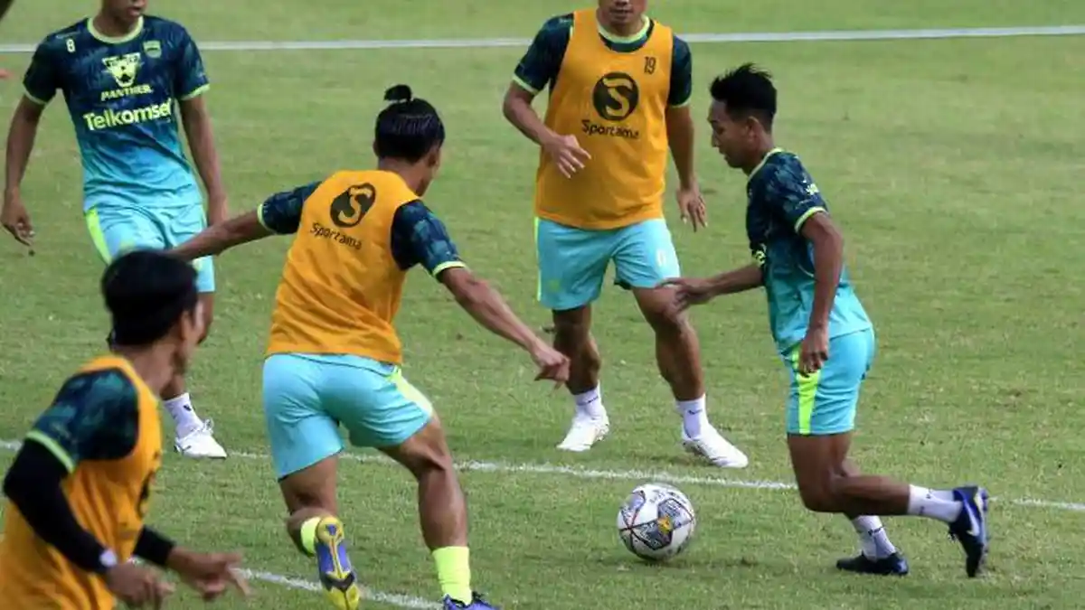 Daftar 27 Pemain Persib Bandung yang Dibawa Luis Milla ke Solo, Ada Robi Darwis dan Kakang Rudianto