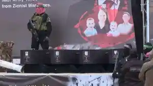 Parade-peti-mati-sandera-Israel-oleh-Hamas.jpg