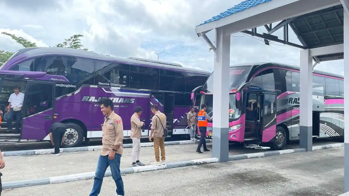 Terminal Mamboro Palu Mulai Dipadati Pemudik, Puncaknya Diprediksi H-5 Lebaran 2025