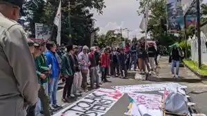 DEMO-INDONESIA-GELAP.jpg
