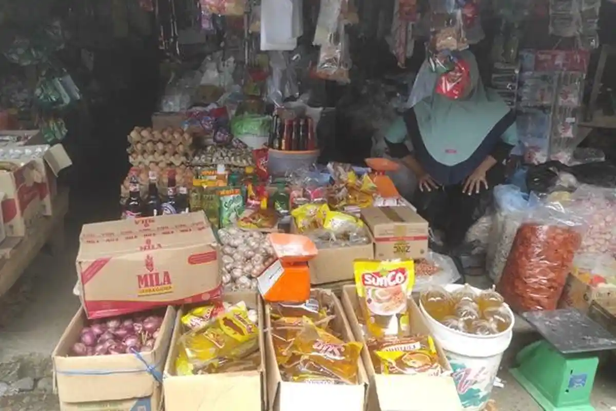 Daftar Harga Sembako  di Pasar Pulo Mas Empat Lawang, Minyak Goreng Kemasan Rp 22 Ribu