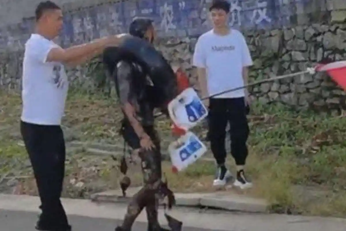 Pengantin Pria Marah di Hari Pernikahan Karena Disiram Cat Hitam, Pakaian Dilucuti hingga Dipukuli