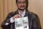 Abraham Samad Tunjukkan Bukti Foto Rekayasa