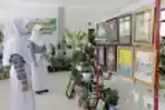 SMP N 1 Semarang Lukis 1001 Karya Dari Limbah Kulit Bawang