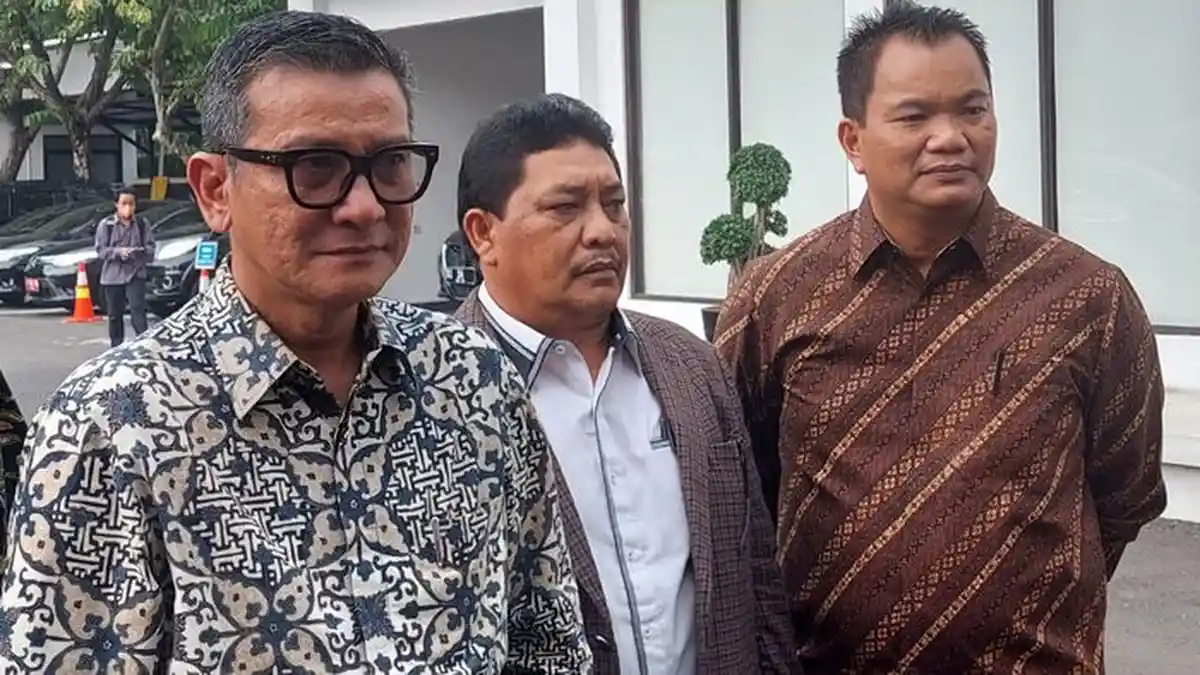 Ayah Brigadir J Datangi Mahfud MD di Kantor Kemenko Polhukam, ini Tujuannya