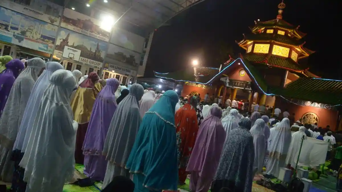Panduan Sholat Tarawih 11 Rakaat dengan Cara 4-4-3 Selama Bulan Ramadan