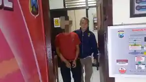 TUKANG-PIJAT-Tampang-tukang-pijat-di-Jombang-saat-diamankan-pihak-kepolisian-dari.jpg