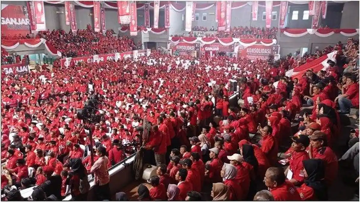 Capres PDIP Ganjar Pranowo ke Palembang, GOR Dempo Jakabaring Jadi Memerah