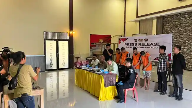 Empat-pelaku-pencabulan-anak-ditahan.jpg