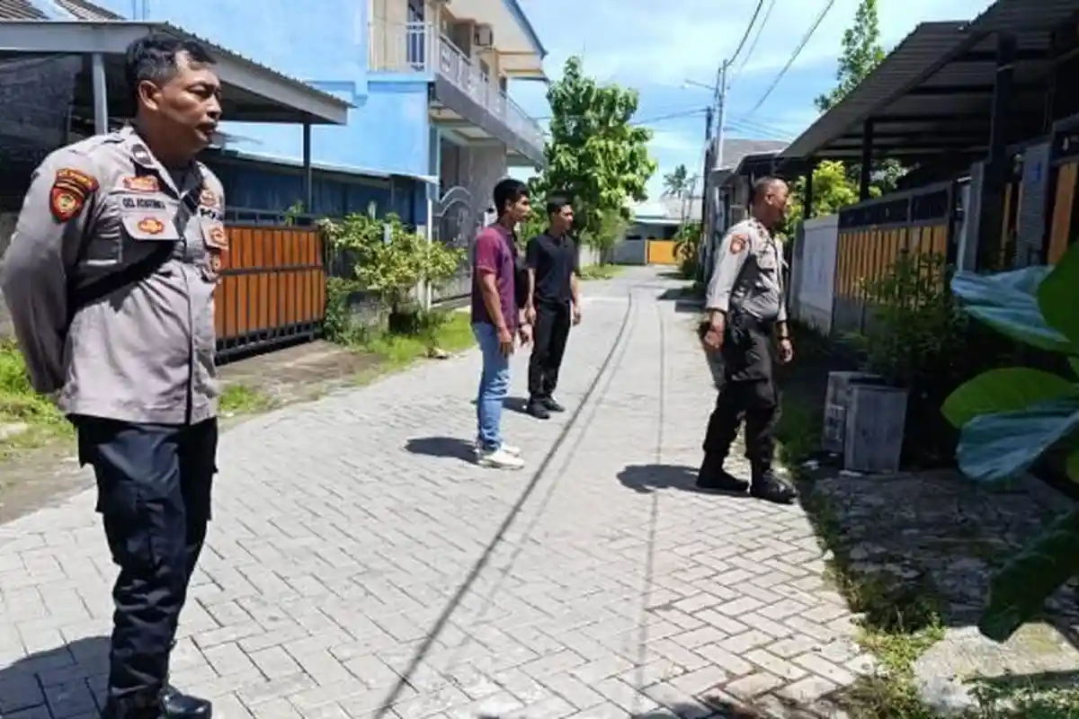 Polsek Ampenan Lakukan Patroli Antisipasi Pencurian Rumah Kosong yang Ditinggal Mudik