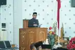 Bupati-Bolaang-Mongondow-Utara-Boltara-Sirajudin-Lasena-menghadiri-Rapat-Paripurna.jpg
