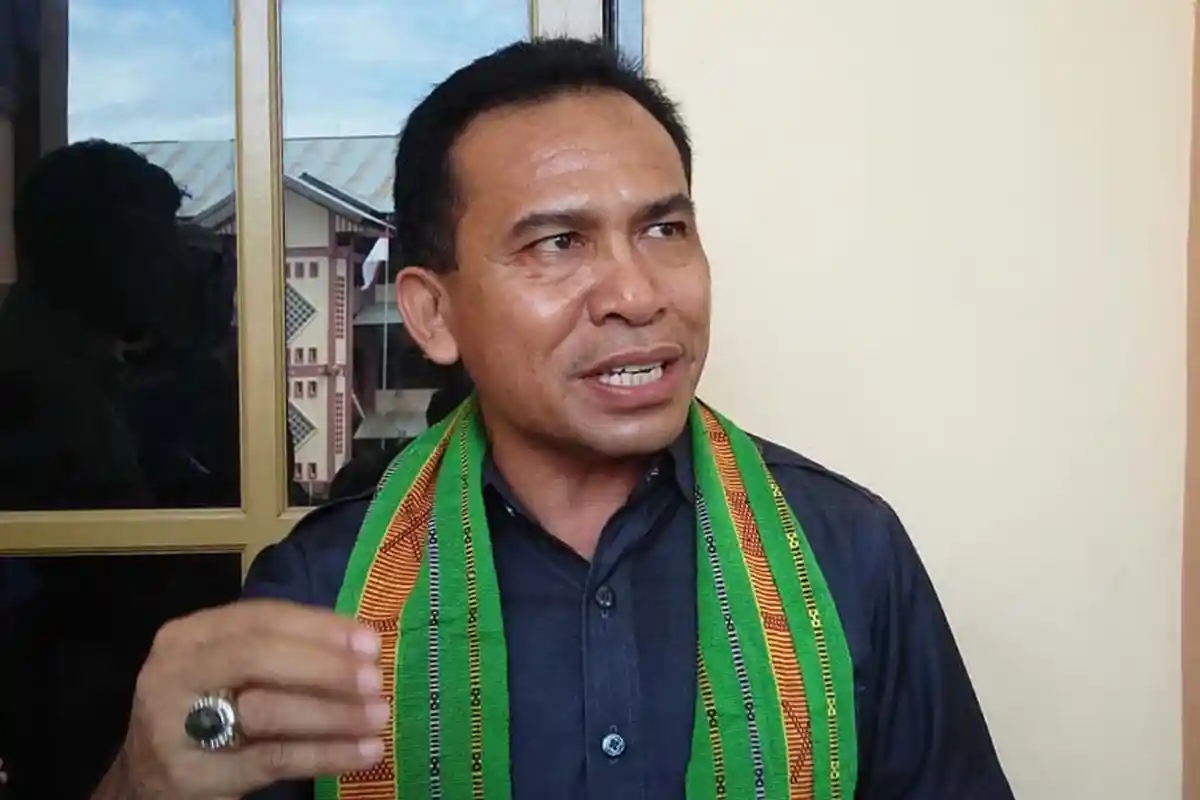 Pemerintah NTT Perhatikan Guru Honor