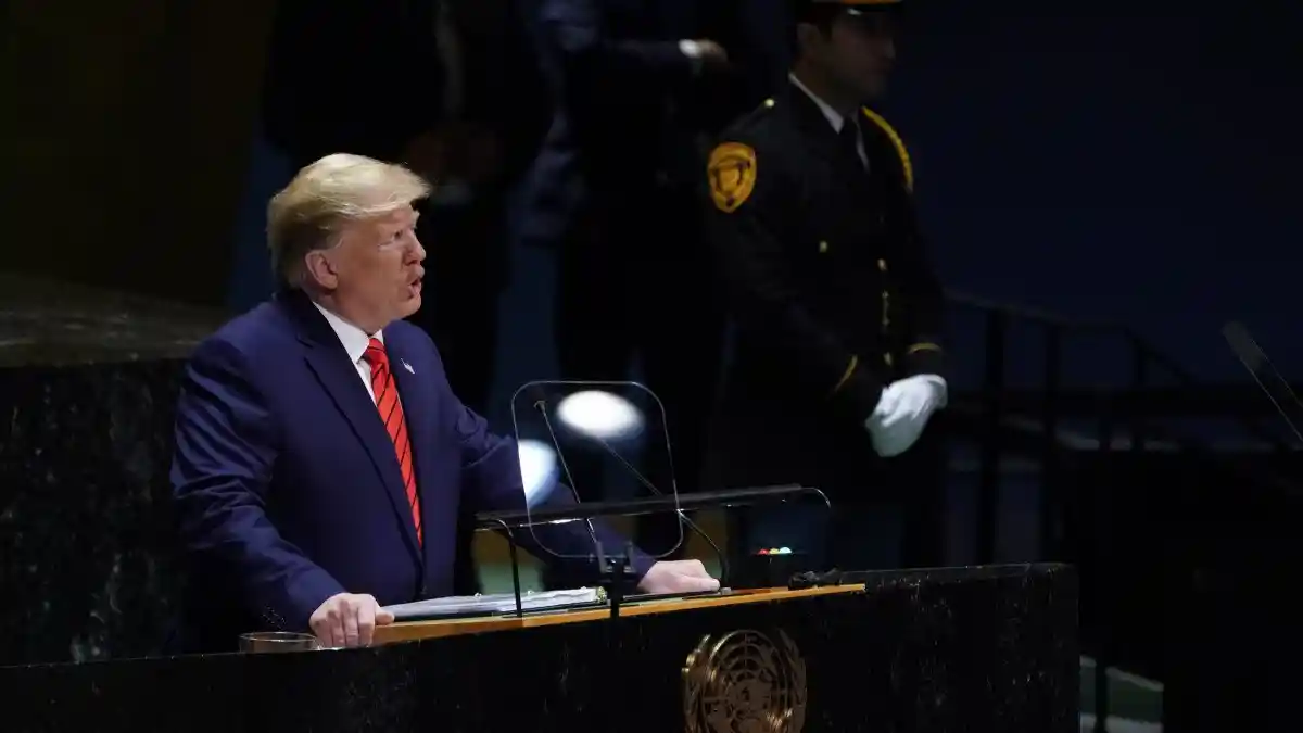 Kepala Intelijen AS: China Ingin Donald Trump Kalah dalam Pilpres 2020