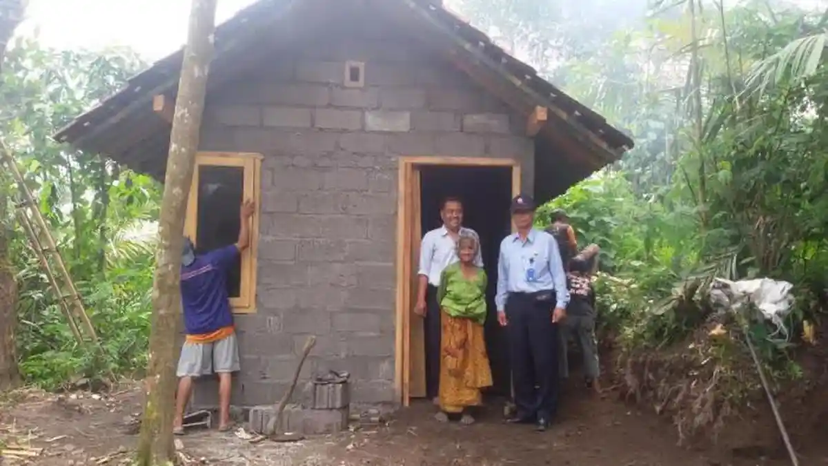 Mbah Jirah Penghuni Lereng Merapi Kini Memiliki Rumah Baru