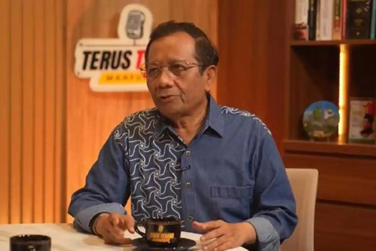 Tanggapi Pernyataan Menkeu Purbaya, Mahfud MD Cerita Soal Sri Mulyani Lindungi Pegawai Kena TPPU