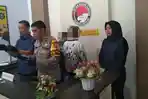 dua-wanita-berumur-MR-dan-ST-di-Kendari-gunakan-sabu-ditangkap-polisi.jpg