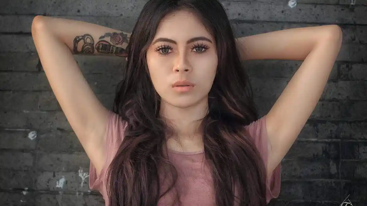 TRIBUNWIKI: Profil Icha Letisya, FDJ Cantik Asal Makassar, Sekali Manggung Sampai Rp 10 Juta